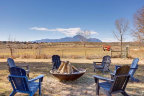 Cortez Retreat with Hot Tub - 11 mi to Mesa Verde!